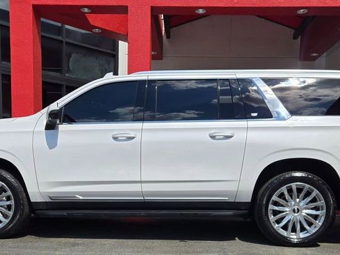 Used 2021 Cadillac Escalade ESV Premium Luxury image 6