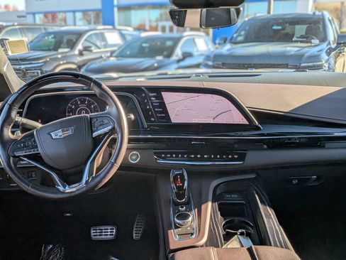 Used 2023 Cadillac Escalade ESV V w/ Heavy-Duty Trailer Package image 19