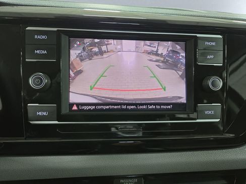 Used 2022 Volkswagen Taos S AWD/4WD image 16