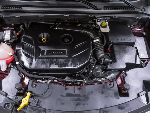 Used 2018 Lincoln MKC Reserve FWD image 32