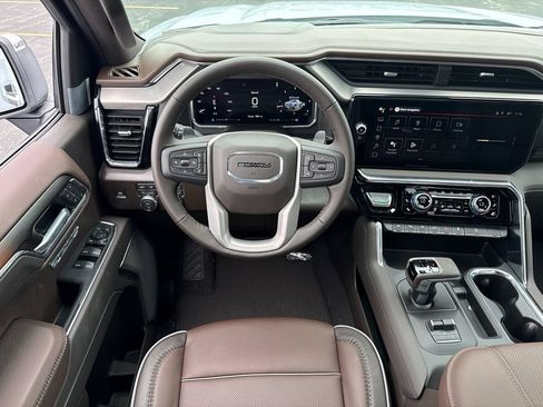 New 2026 GMC Sierra 1500 Denali AWD/4WD image 27