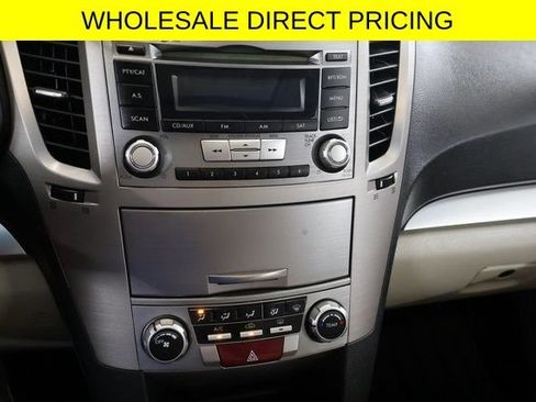 Used 2013 Subaru Outback 2.5i Premium AWD/4WD image 21