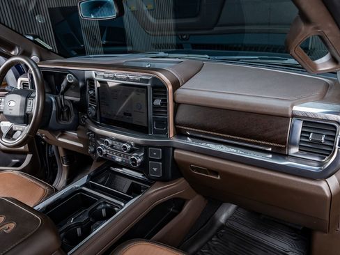 Used 2024 Ford F250 King Ranch image 17