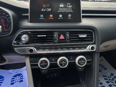 Used 2019 Genesis G70 2.0T Advanced AWD/4WD image 17