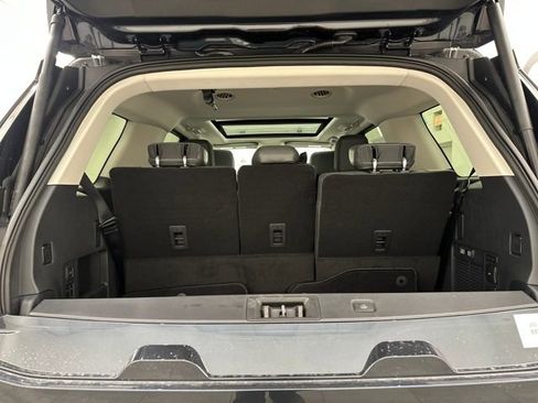 New 2025 Ford Expedition Active image 17