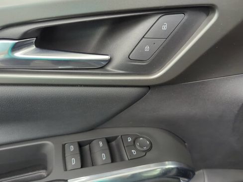 Used 2024 Chevrolet Traverse LT w/ Enhanced Driving Package FWD image 11