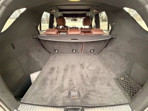 Used 2014 Mercedes-Benz ML 63 AMG 4MATIC image 24