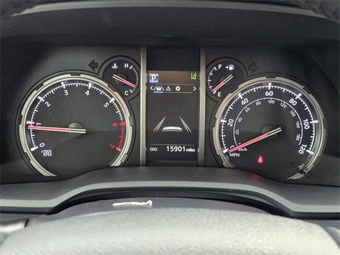 Certified 2024 Toyota 4Runner TRD Off-Road Premium w/ Moonroof Package image 11