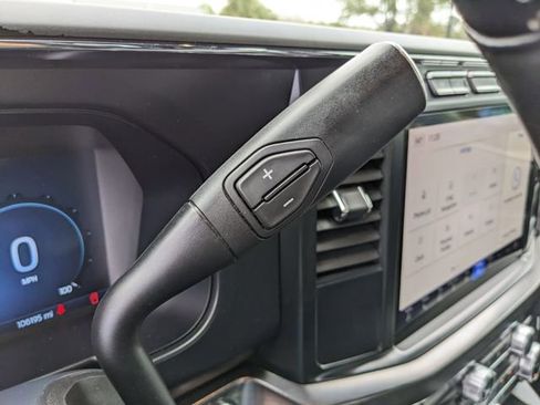 Used 2023 Ford F250 Lariat w/ Chrome Package image 26