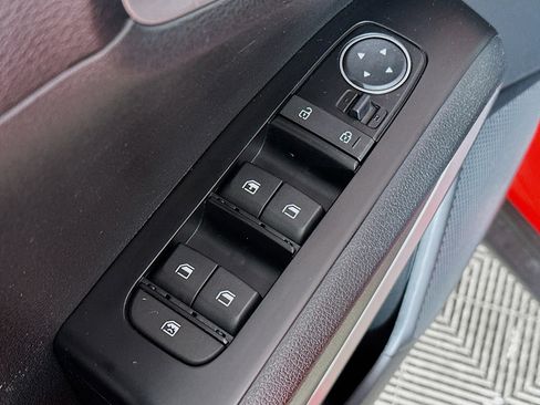 Certified 2024 Kia Soul LX w/ Option Group 015 image 17