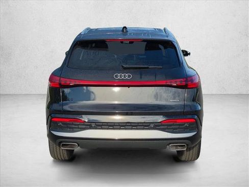 Certified 2025 Audi Q5 Premium w/ Premium Plus AWD/4WD image 7