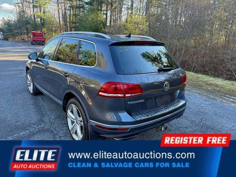 Used 2016 Volkswagen Touareg Executive image 6