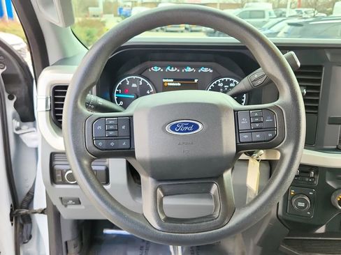 Used 2023 Ford F350 XL image 28