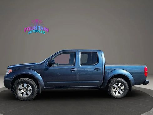 Used 2013 Nissan Frontier PRO-4X image 2