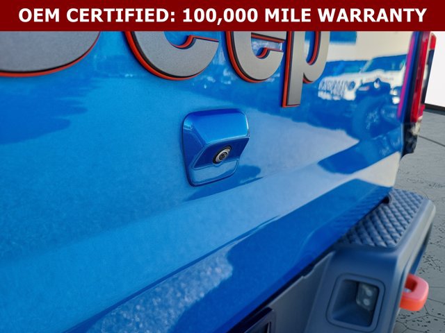 Certified 2024 Jeep Gladiator Mojave w/ Convenience Group AWD/4WD image 11