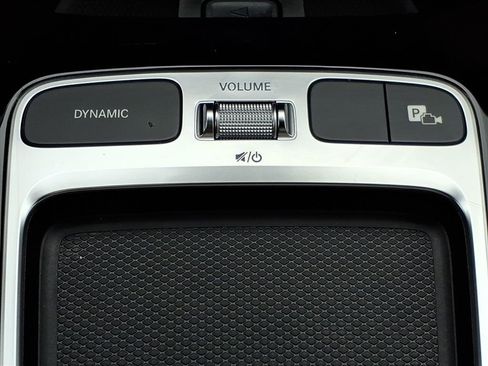 Certified 2025 Mercedes-Benz GLA 250 4MATIC image 21