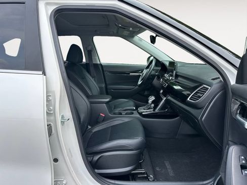 Used 2023 Kia Seltos EX AWD/4WD image 15