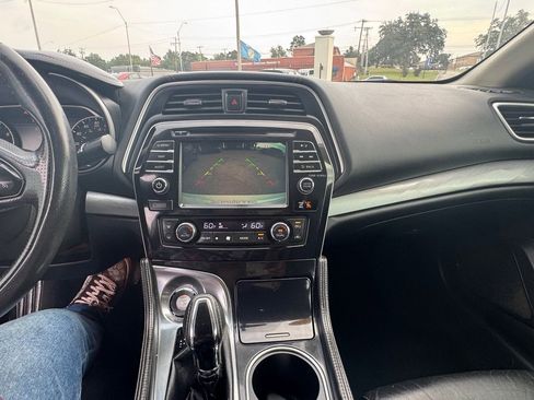 Used 2016 Nissan Maxima 3.5 SV image 11