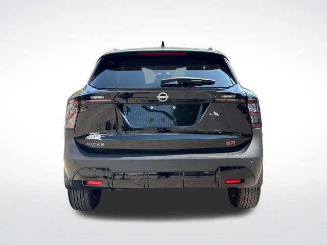 Used 2025 Nissan Kicks SR FWD image 4