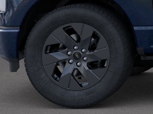New 2025 Ford F150 Lightning Flash AWD/4WD image 19