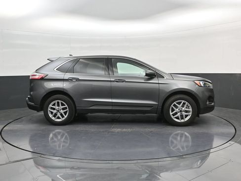 Used 2023 Ford Edge SEL AWD/4WD image 9