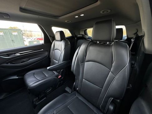 Used 2019 Buick Enclave Avenir w/ Avenir Technology Package image 37