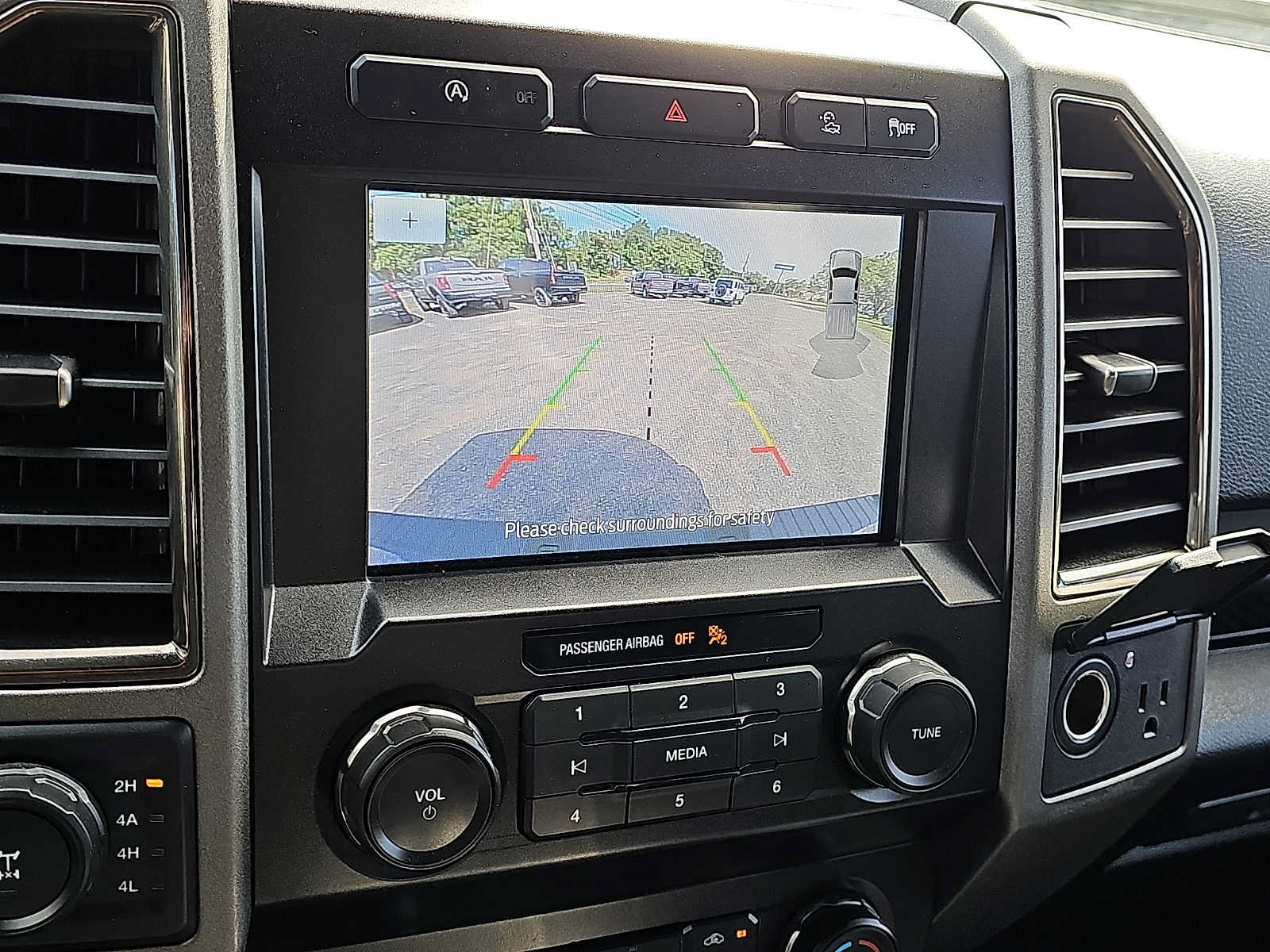 Used 2020 Ford F150 Raptor AWD/4WD image 18