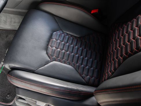 Used 2024 Lamborghini Urus S AWD/4WD image 27