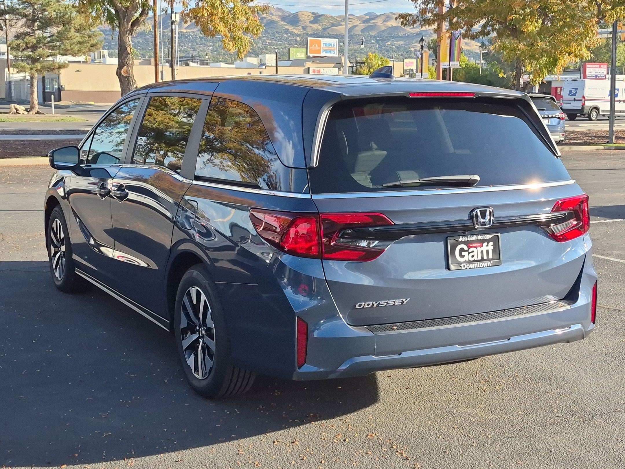 New 2027 Honda Odyssey EX-L image 8