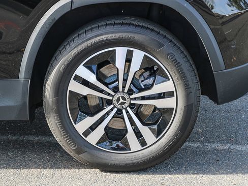 Certified 2025 Mercedes-Benz GLA 250 GLA 250 image 9