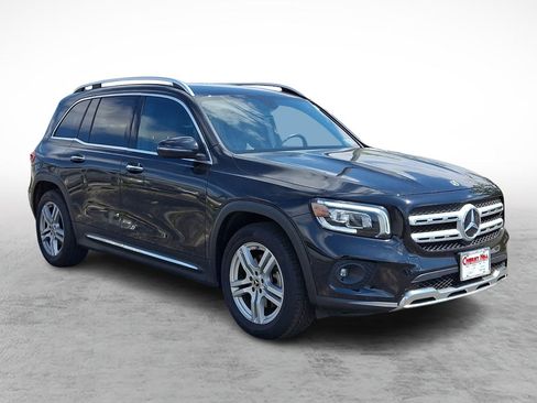Used 2023 Mercedes-Benz GLB 250 4MATIC image 7