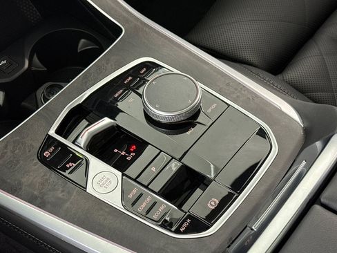 Used 2026 BMW X5 sDrive40i w/ Climate Comfort Package RWD image 18