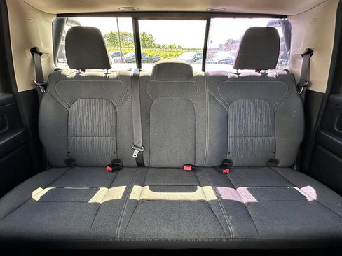 Used 2019 RAM 1500 Tradesman w/ SXT Appearance Group AWD/4WD image 26