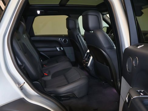 Used 2020 Land Rover Range Rover Sport HST image 47