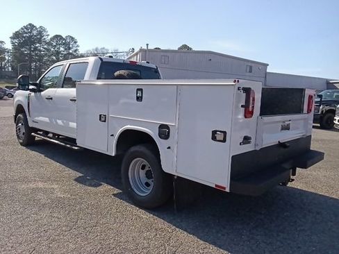 New 2026 Ford F350 XL w/ XL Chrome Package image 5