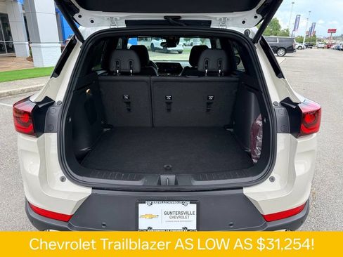 Used 2026 Chevrolet TrailBlazer ACTIV w/ Convenience Package FWD image 18