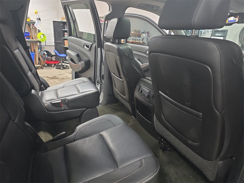 Used 2015 Chevrolet Tahoe LTZ image 11