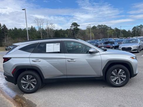 Used 2024 Hyundai Tucson Blue AWD/4WD image 4
