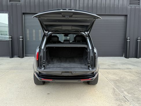 Used 2024 Land Rover Range Rover SE AWD/4WD image 9