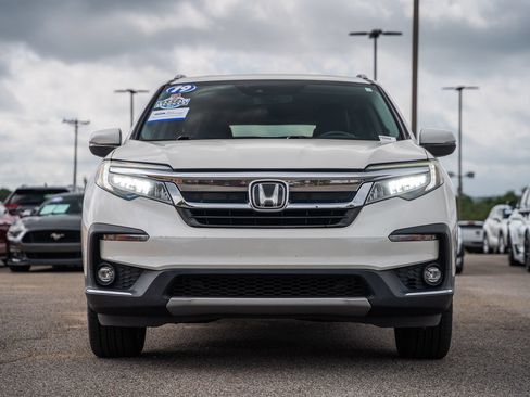 Used 2019 Honda Pilot Touring image 2