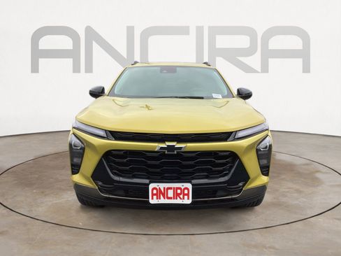 Used 2024 Chevrolet Trax ACTIV w/ Sunroof Package image 8