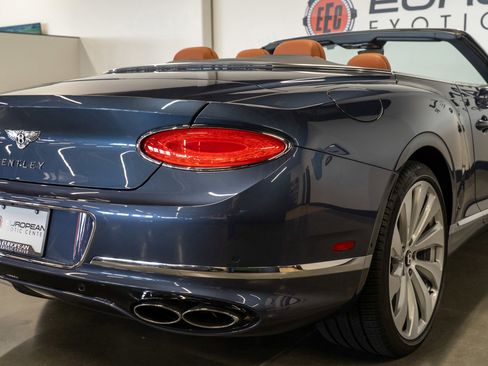 Used 2024 Bentley Continental GT V8 AWD/4WD image 32