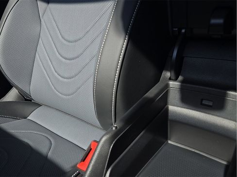 New 2026 Volkswagen Tiguan SE image 20