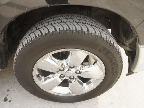 Used 2019 RAM 1500 Big Horn AWD/4WD image 21