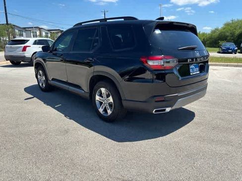 Used 2026 Honda Pilot EX-L image 3