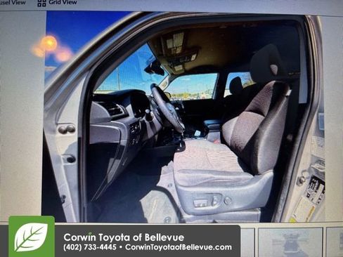 Used 2024 Toyota 4Runner TRD Off-Road image 17