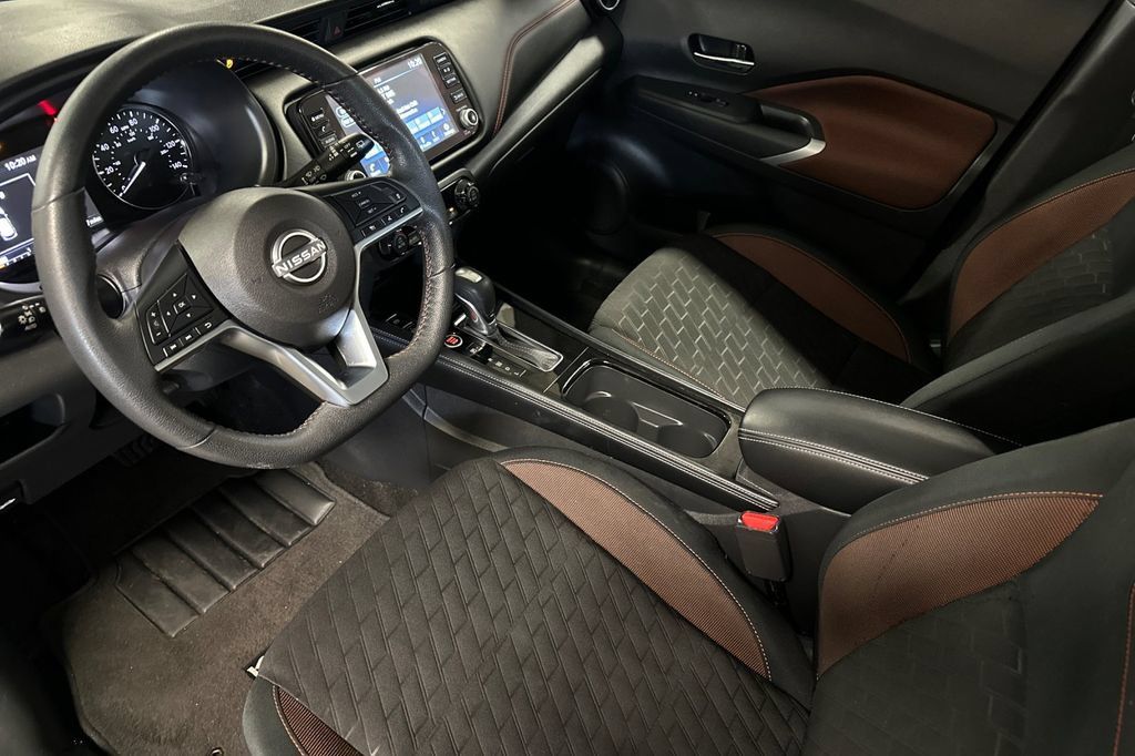 Used 2024 Nissan Kicks SR FWD image 4