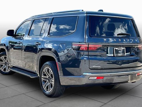 Used 2022 Jeep Wagoneer Series III AWD/4WD image 12