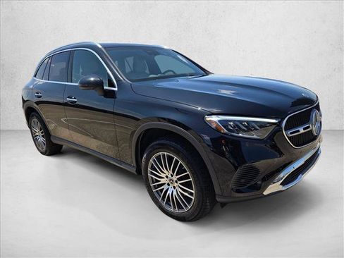 Certified 2026 Mercedes-Benz GLC 300 image 3