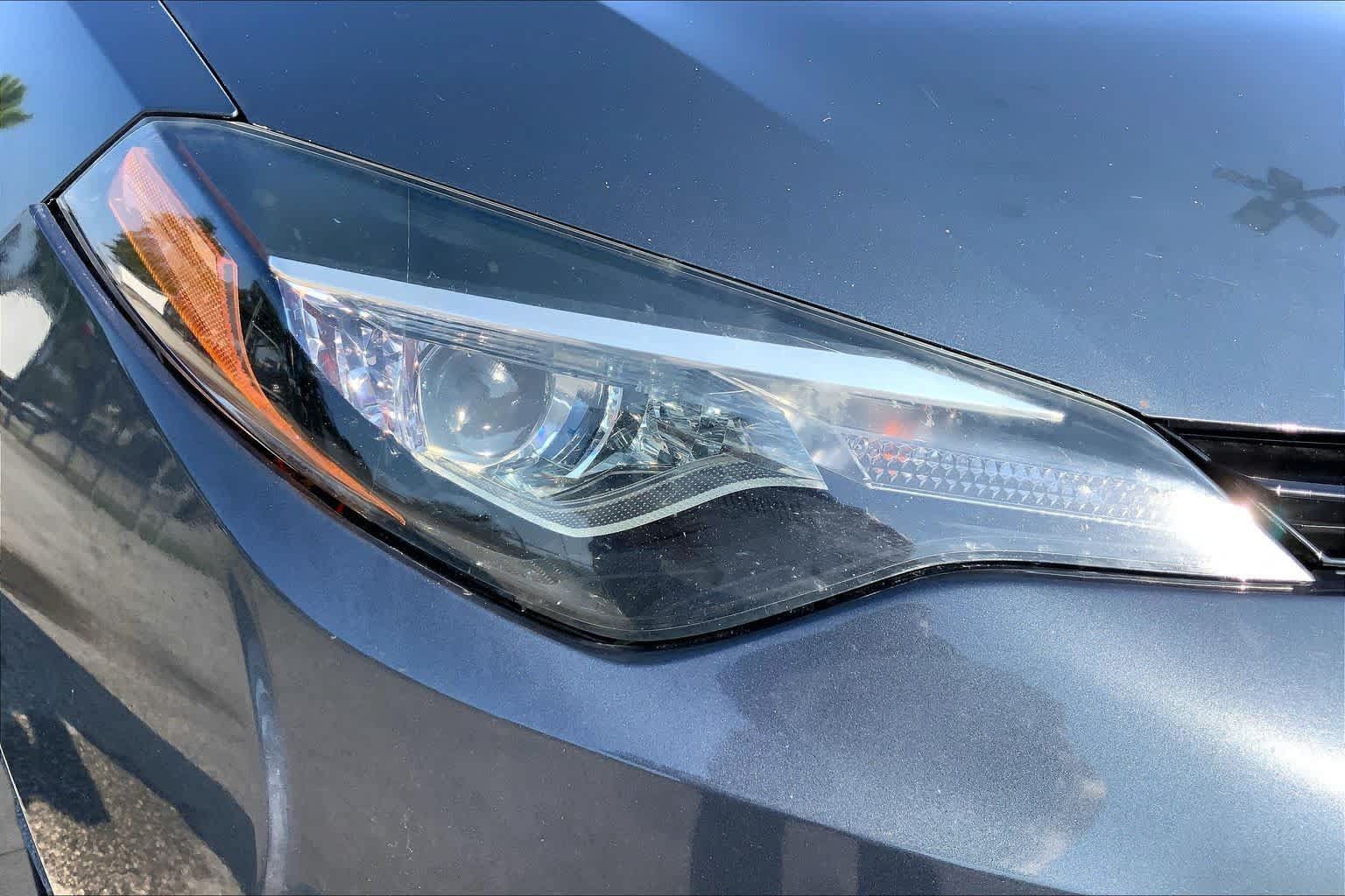 Used 2018 Toyota Corolla LE FWD image 27